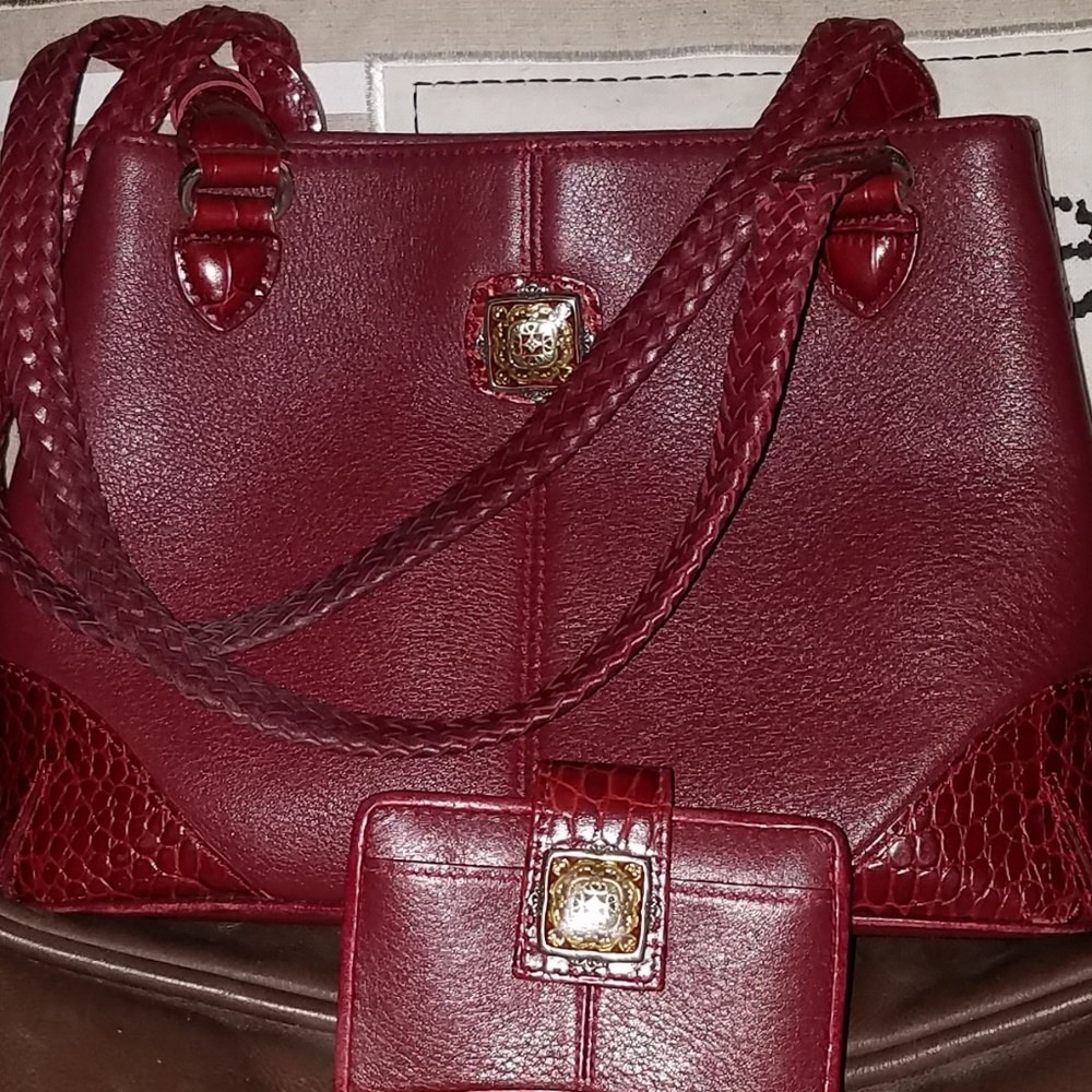 Small Brighton purse and wallet, burgundy leather
